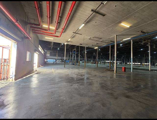 27,810M² WAREHOUSE TO LET IN ELANDSFONTEIN